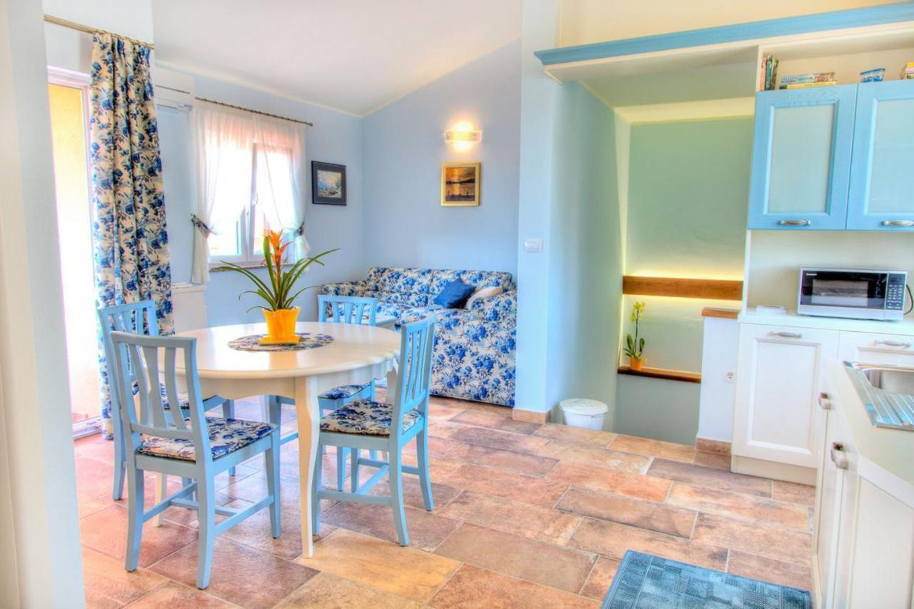 Apartments Petra Near Beach Veruda ภายนอก รูปภาพ