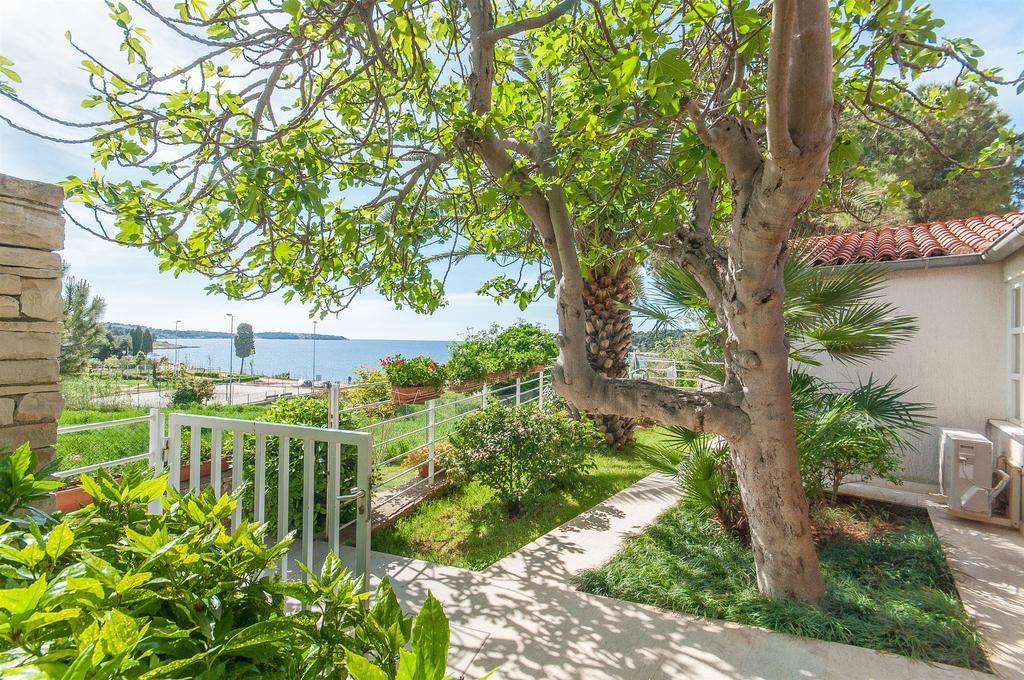 Apartments Petra Near Beach Veruda ภายนอก รูปภาพ
