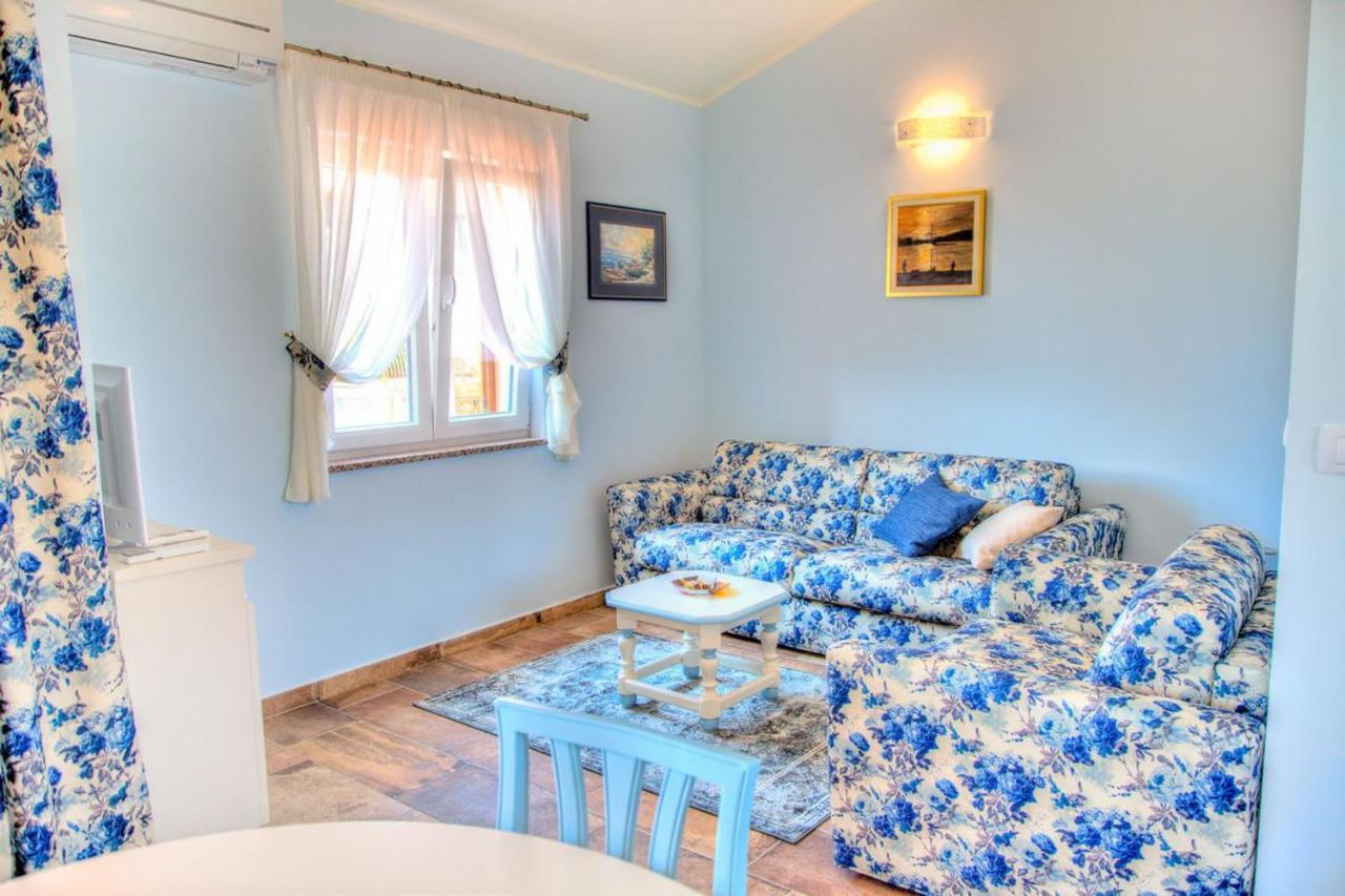 Apartments Petra Near Beach Veruda ภายนอก รูปภาพ